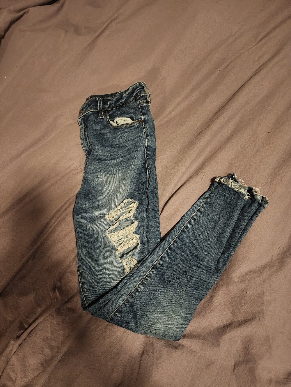 Abercrombie & Fitch Simone High Rise Super Skinny Distressed Jeans Women’s 27/4